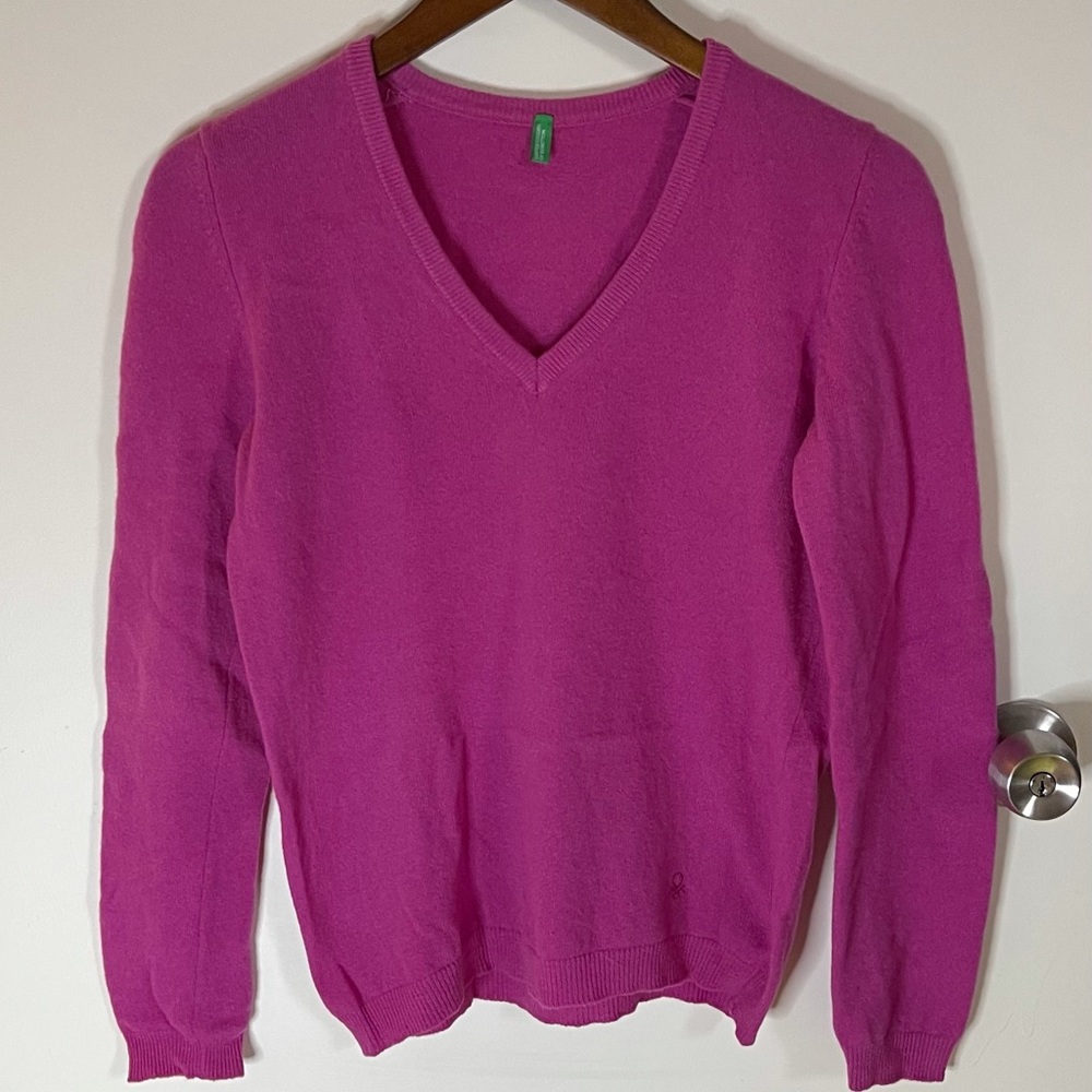 United Colors of Benetton Pink V neck